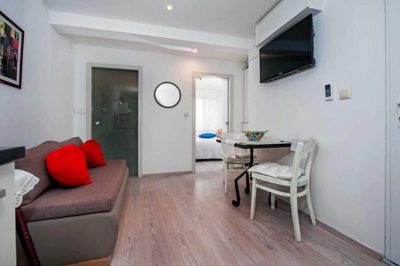 Apartman Delfin Ровинь Экстерьер фото