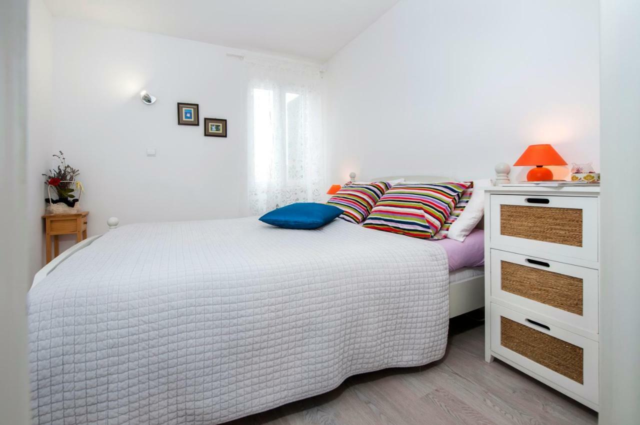 Apartman Delfin Ровинь Экстерьер фото